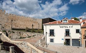 Hotel Puerta De La Santa
